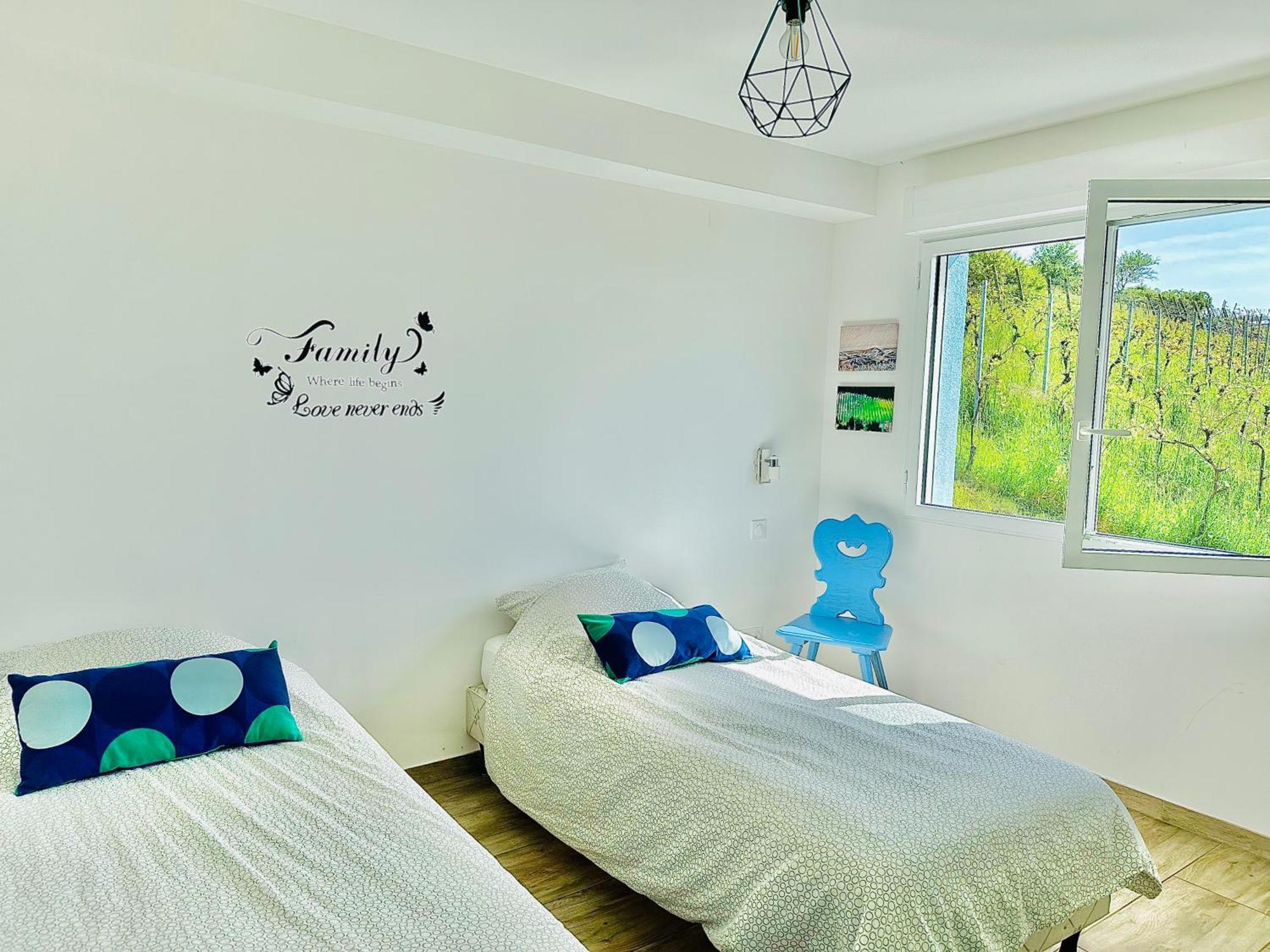 Ferienwohnung Domaine BOHN Blue Winehouse Reichsfeld Exterior foto