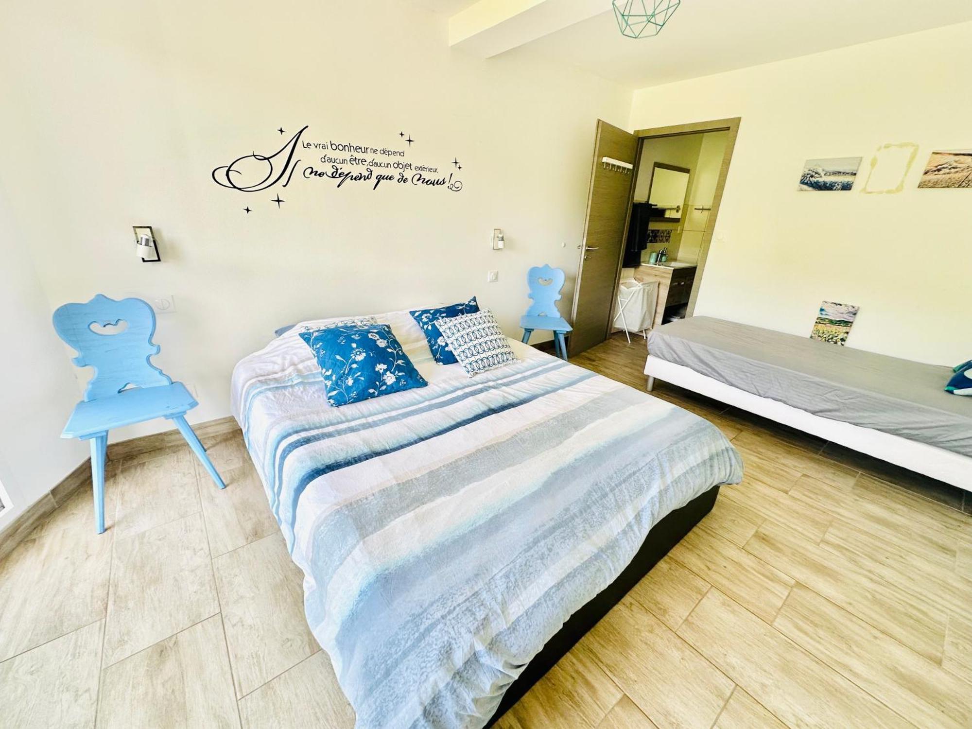 Ferienwohnung Domaine BOHN Blue Winehouse Reichsfeld Exterior foto